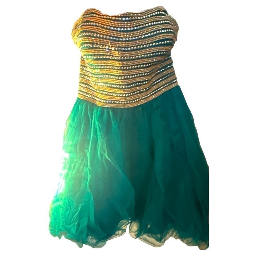 Emerald Green Strapless Party Dress Gold Beaded Bodice Tulle Cocktail Formal